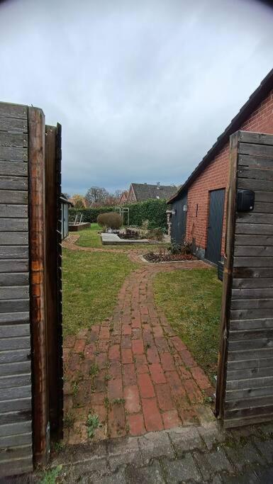 Lüneburg Gemuetliche Souterrain Wohnung מראה חיצוני תמונה